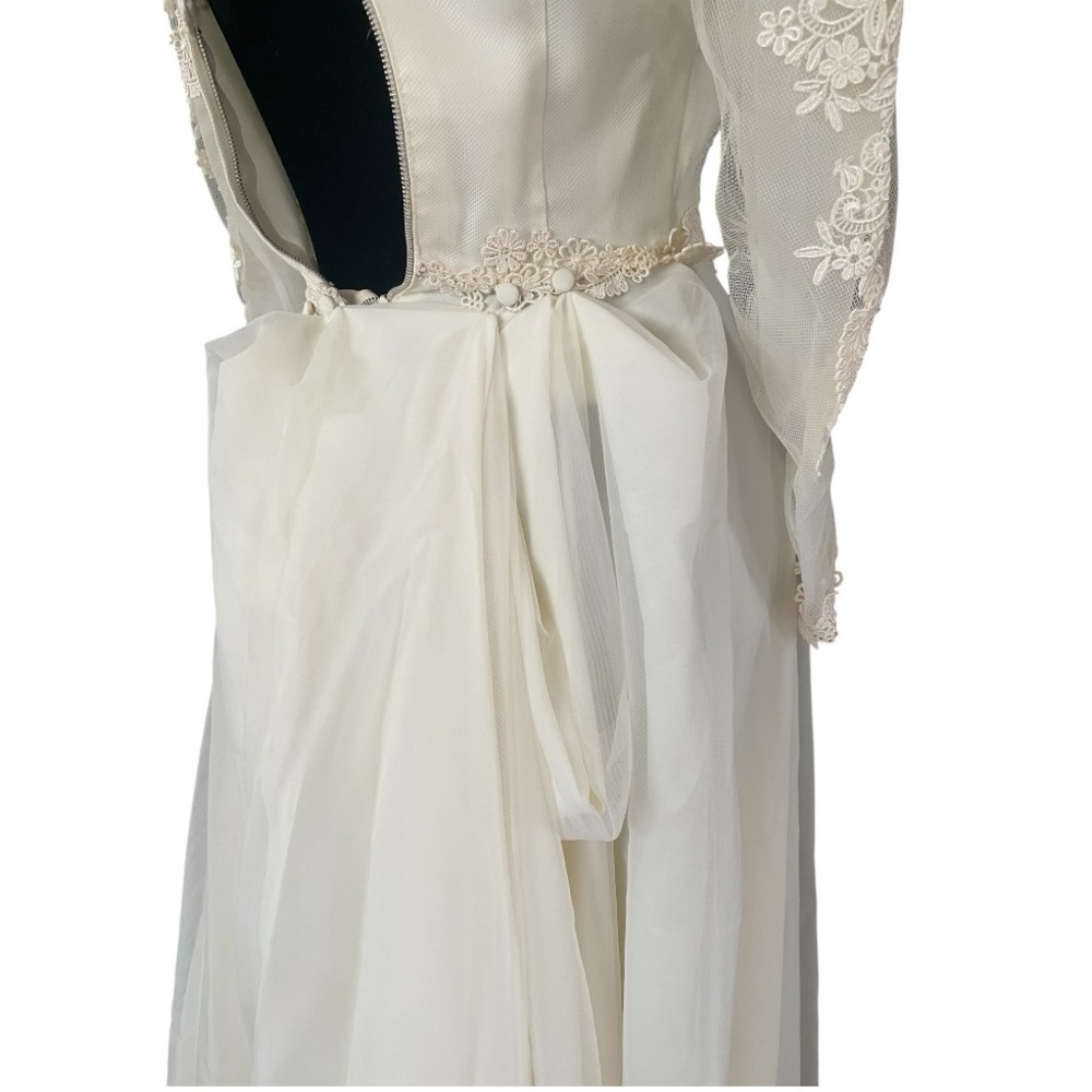 Vintage 1960-1970s Ivory Wedding Dress Lace Train Longsleeve High Neck union USA - Picture 10 of 16